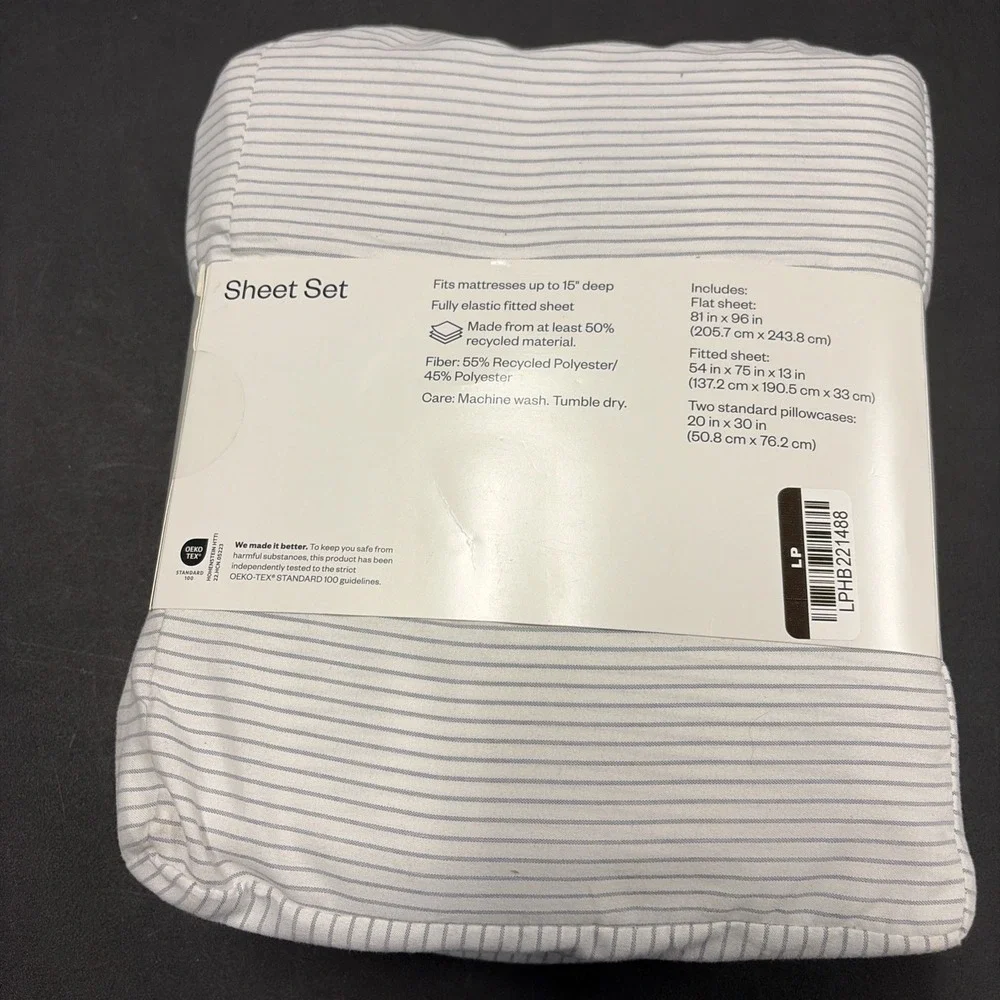 Room Essentials Printed Microfiber White & Gray Striped Full Sized Sheet Set